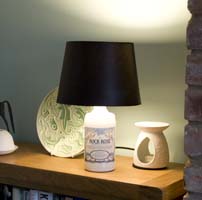 RECYCLED ROCK ROSE BOTTLE TABLE LAMP